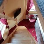 Architekt *